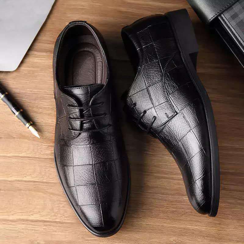 Thick-soled Laced Up Mens Shoes
