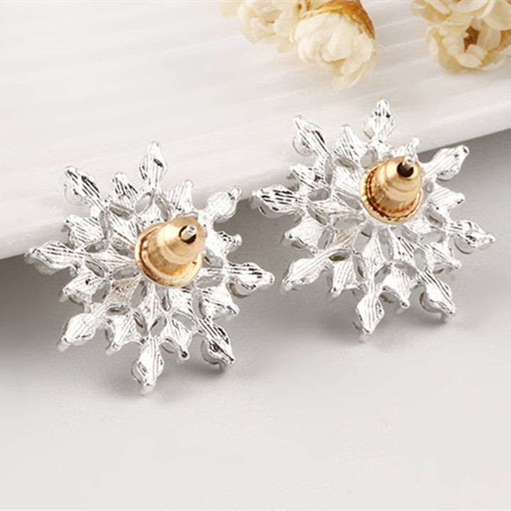 Ladies Crystal Snow Flake Bijoux Statement Stud Earrings