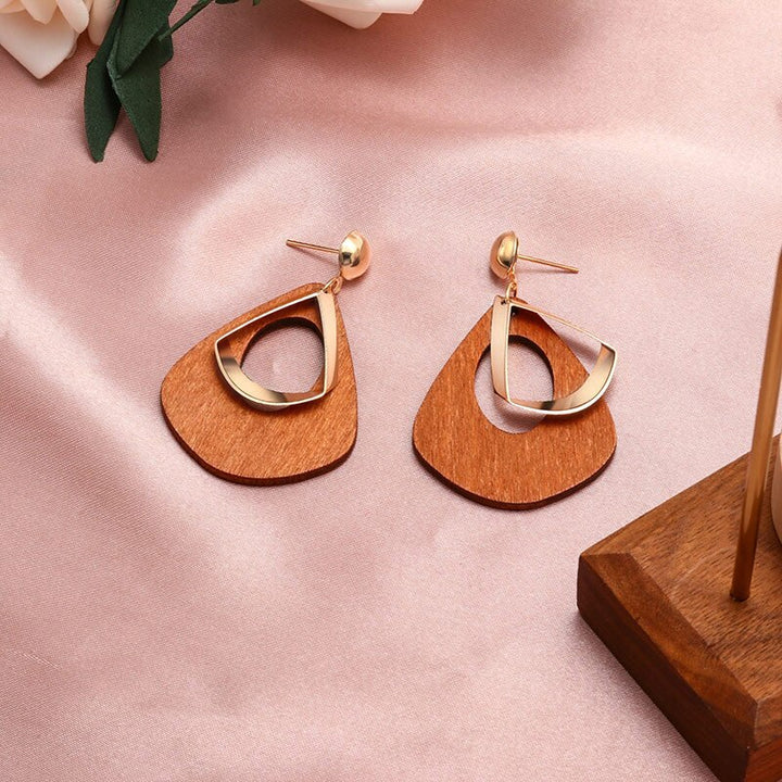 Women Geometric Round Heart Gold Earring